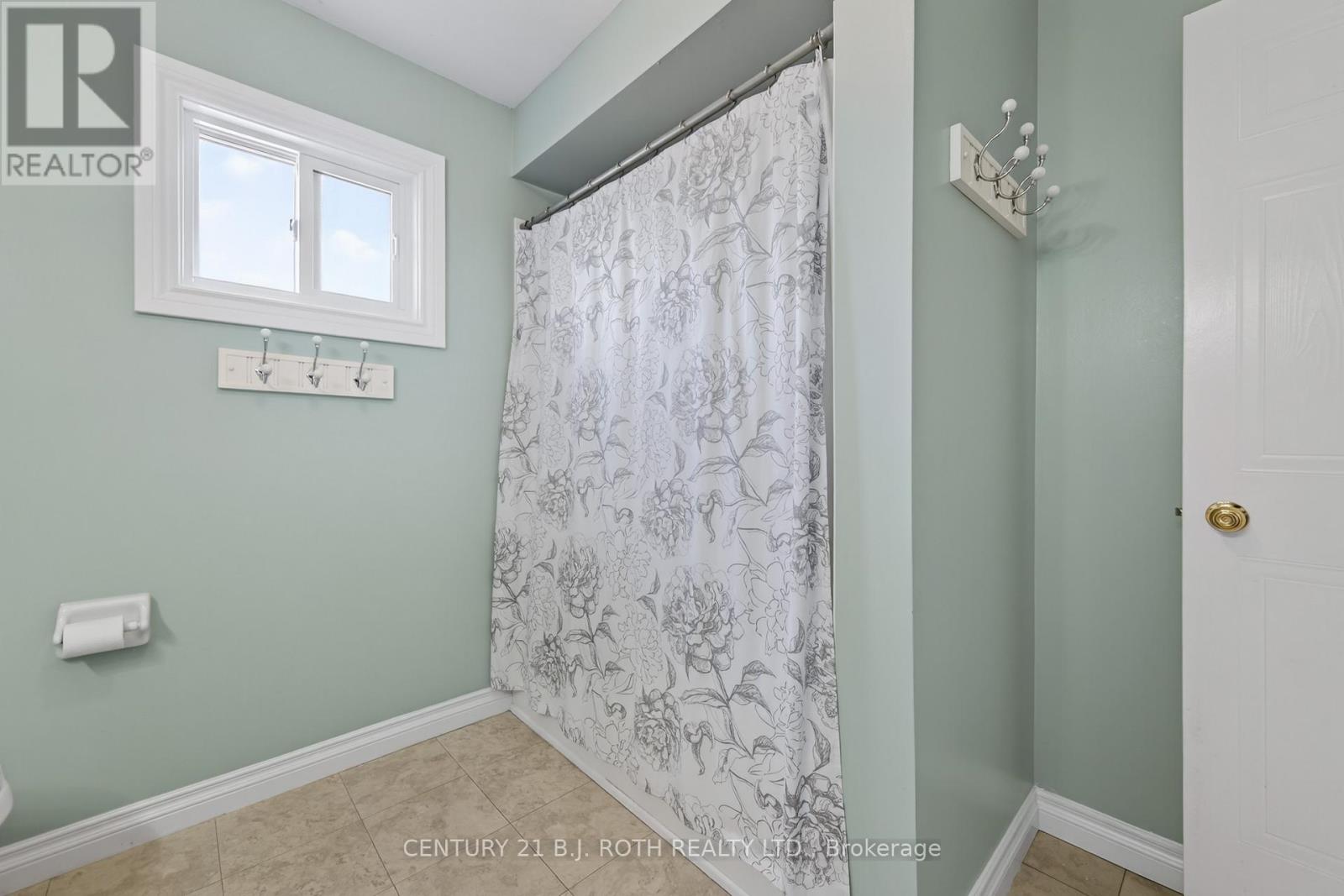 73 Rundle Crescent, Barrie, Ontario  L4N 8E6 - Photo 25 - S12561926