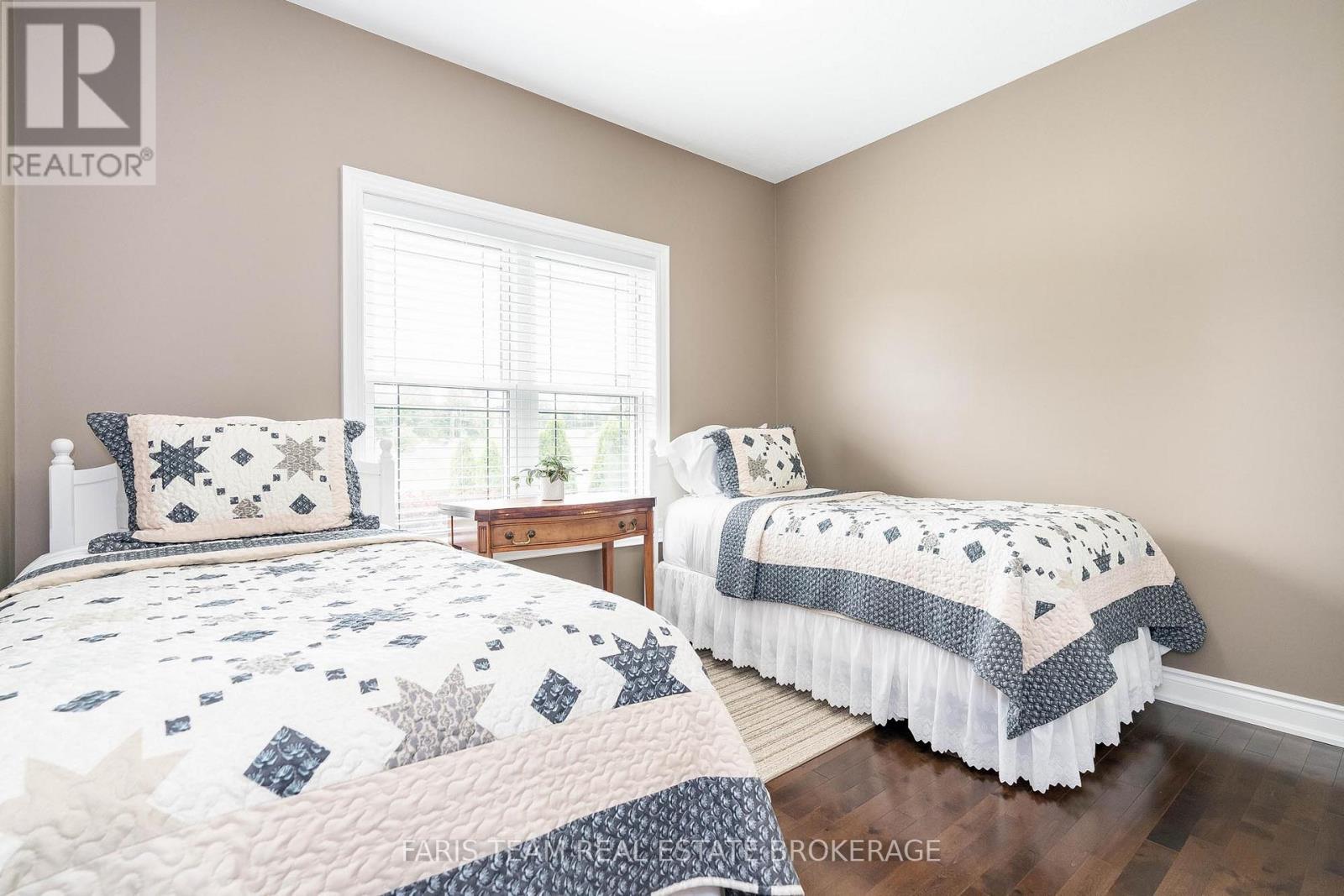 1962 Elana Drive, Severn, Ontario  L3V 0C2 - Photo 14 - S12561944