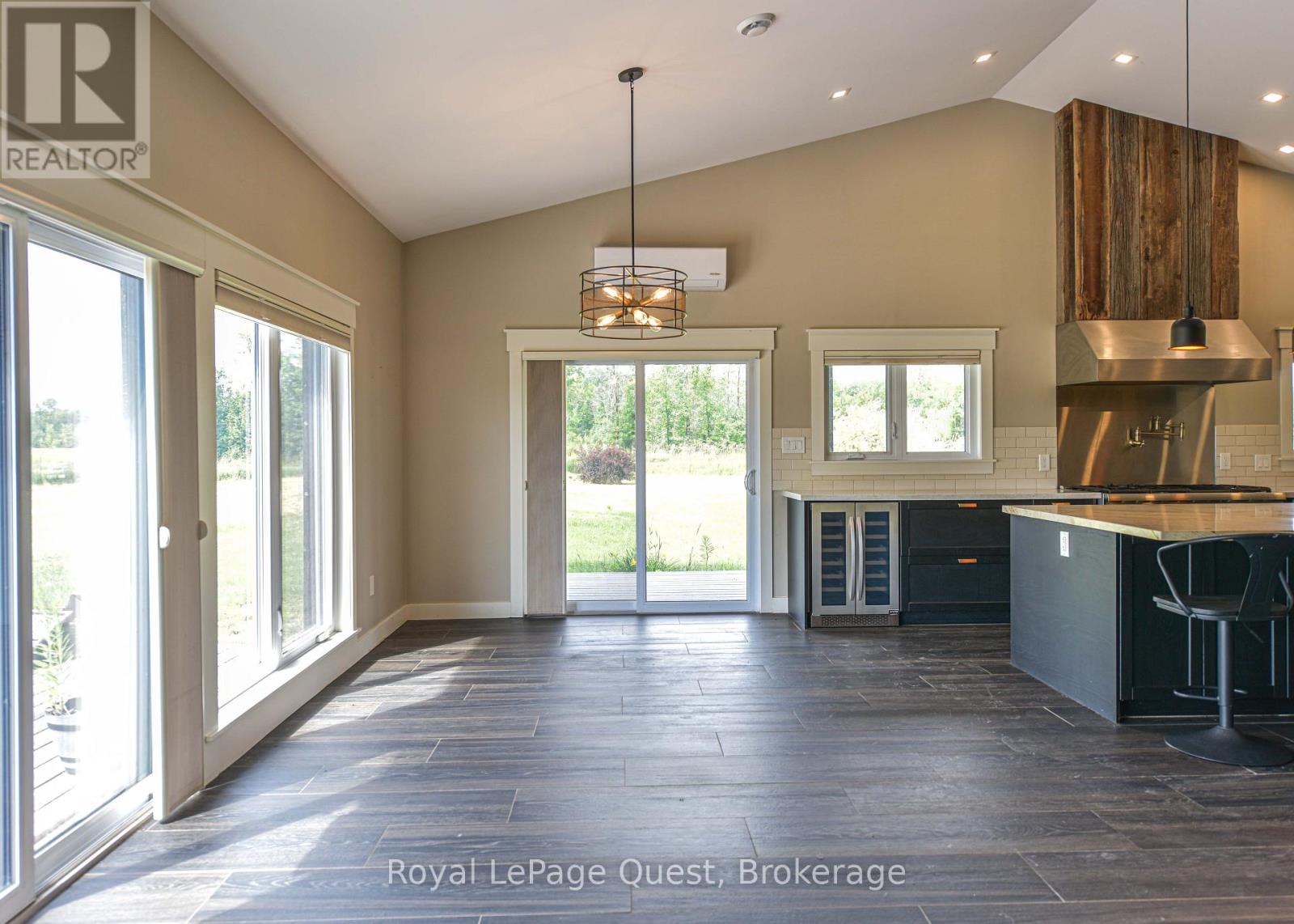 7761 Mcarthur Side Road N, Ramara, Ontario  L0K 2B0 - Photo 15 - S12562106