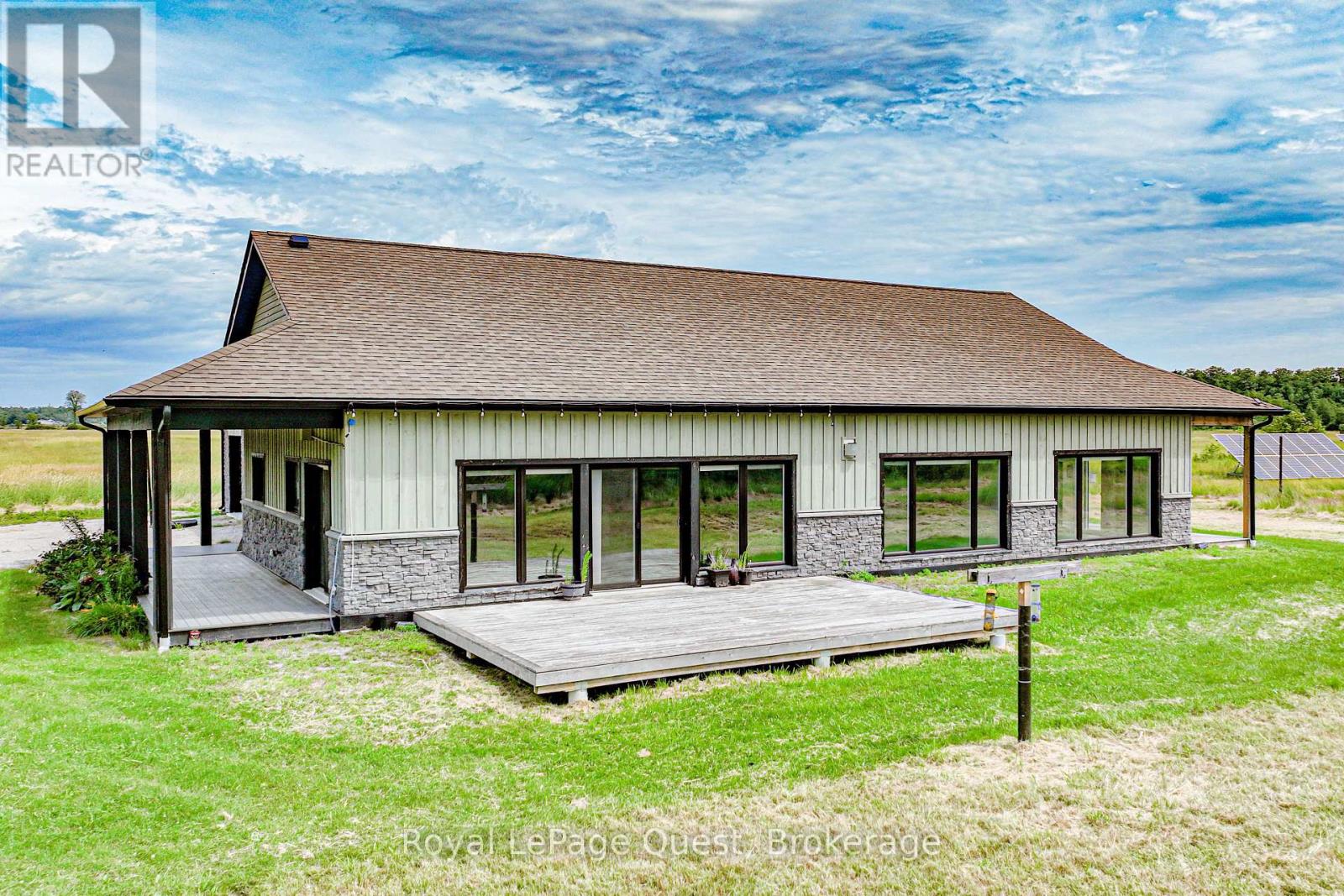 7761 Mcarthur Side Road N, Ramara, Ontario  L0K 2B0 - Photo 2 - S12562106