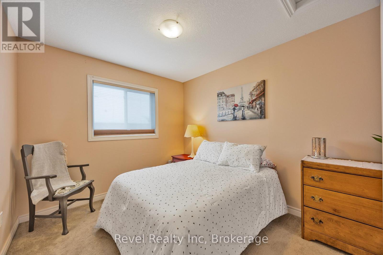 1041 Cook Drive, Midland, Ontario  L4R 0E4 - Photo 15 - S12562114