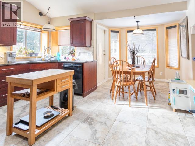 4989 Fernwood Ave, Powell River, British Columbia  V8A 3L9 - Photo 15 - 19469