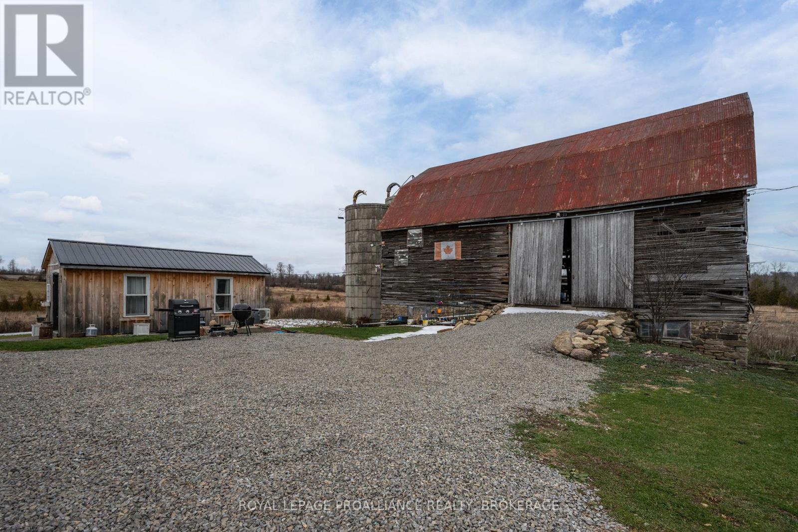 1207 Chantry Road, Rideau Lakes, Ontario  K0E 1G0 - Photo 12 - X12562082