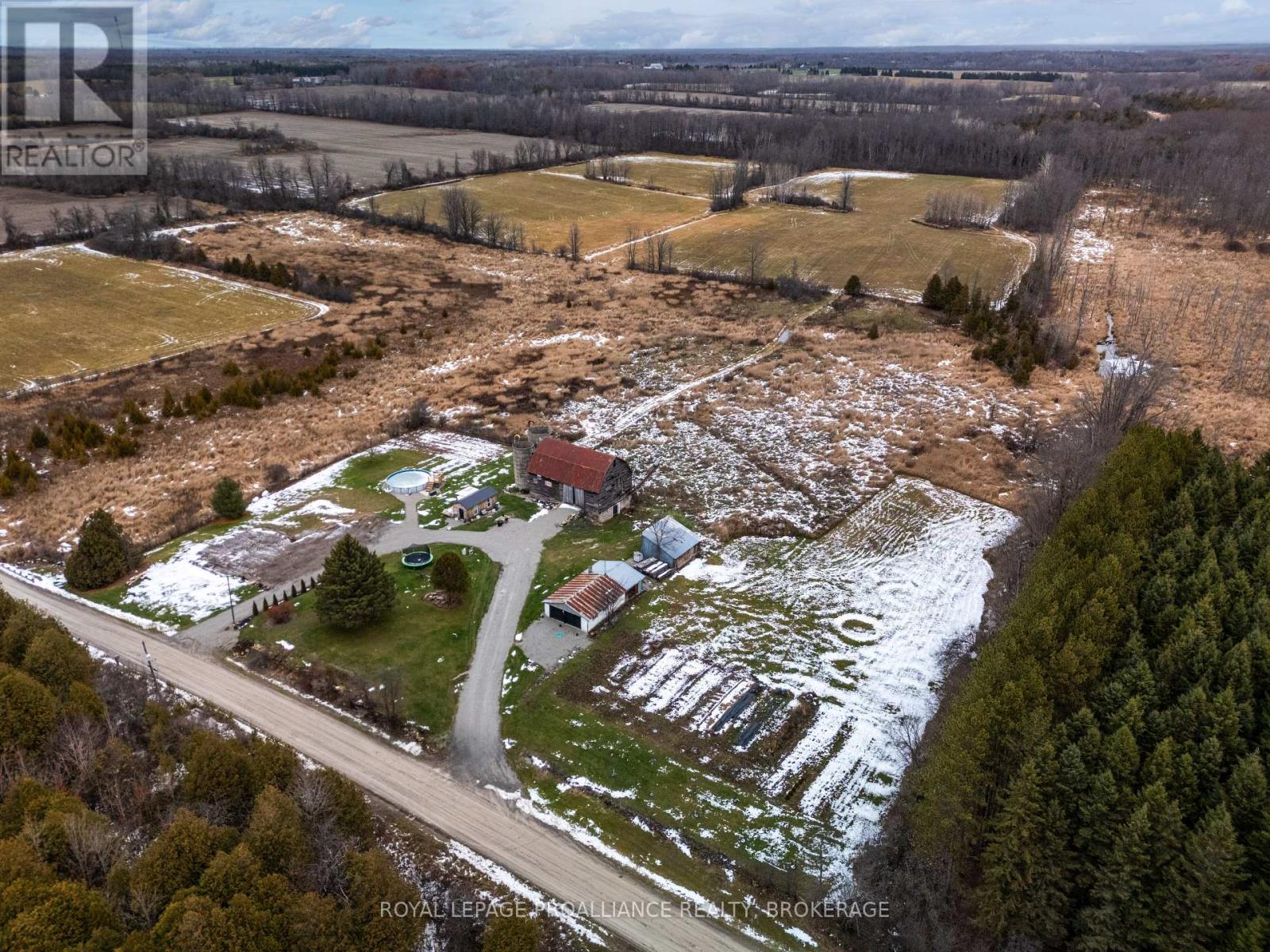 1207 Chantry Road, Rideau Lakes, Ontario  K0E 1G0 - Photo 4 - X12562082