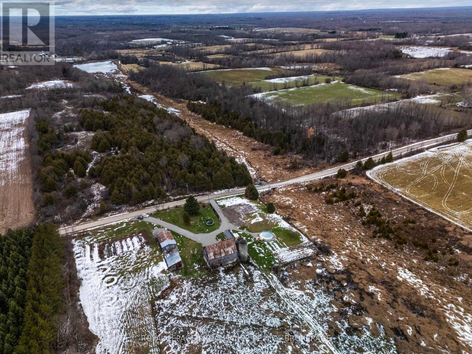 1207 Chantry Road, Rideau Lakes, Ontario  K0E 1G0 - Photo 5 - X12562082