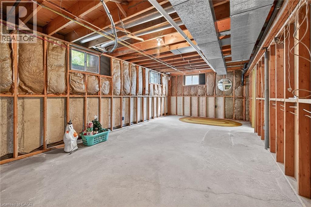 162 Young Road, Dunnville, Ontario  N1A 2W7 - Photo 35 - 40778060