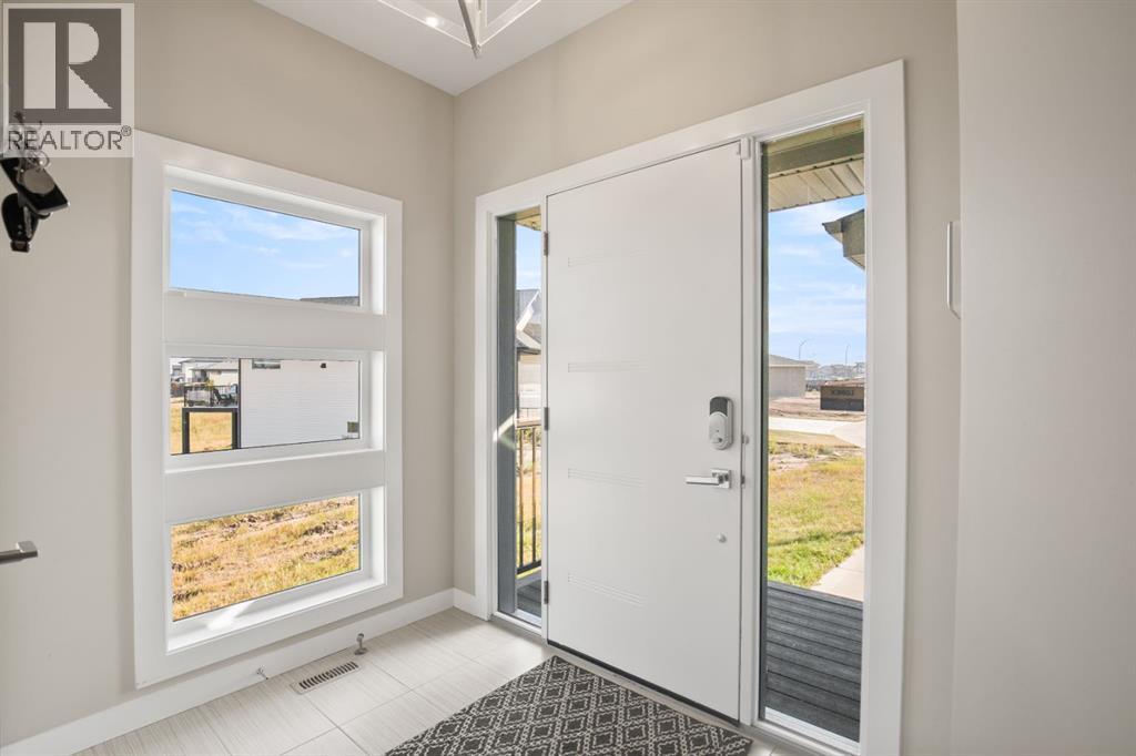 38 Vista Close, Blackfalds, Alberta  T4M 0L3 - Photo 2 - A2254837