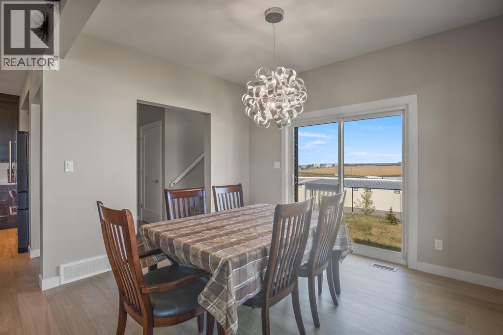 38 Vista Close, Blackfalds, Alberta  T4M 0L3 - Photo 6 - A2254837