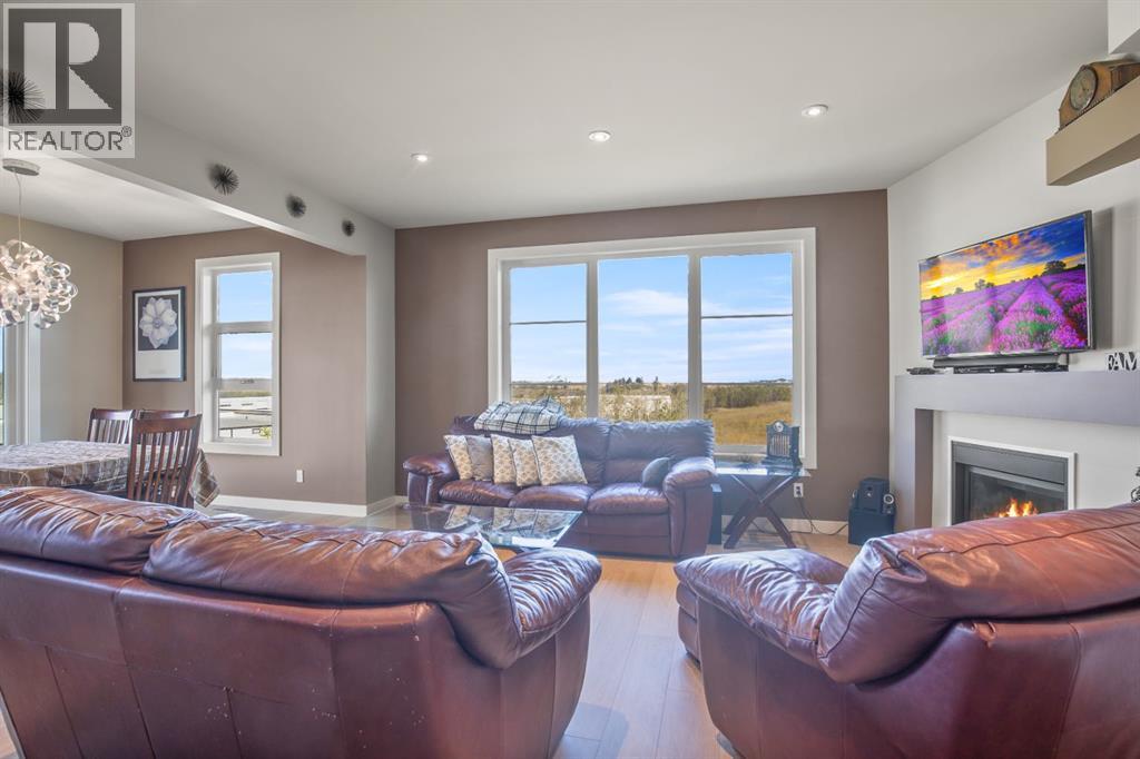 38 Vista Close, Blackfalds, Alberta  T4M 0L3 - Photo 3 - A2254837