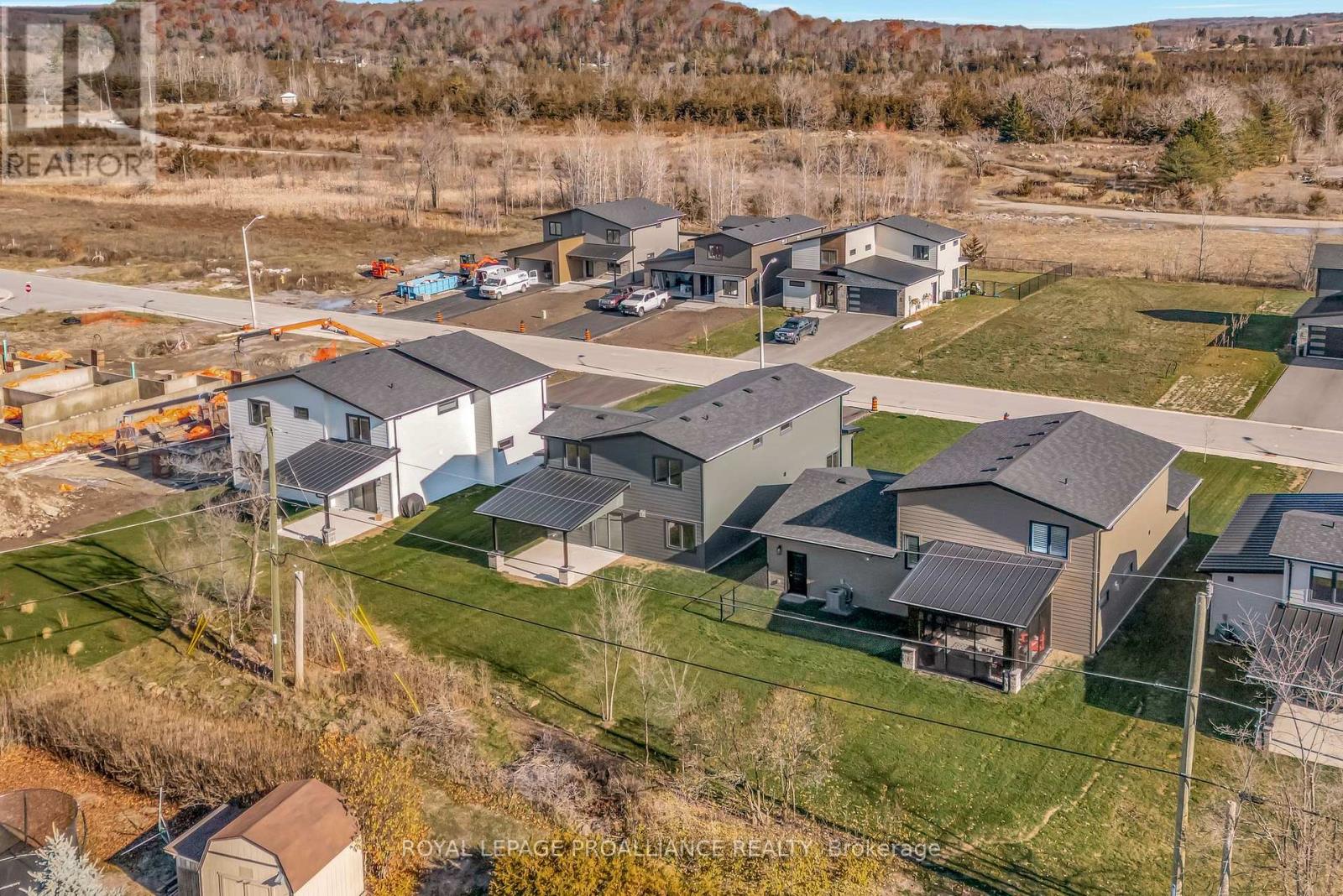 44 Fraser Drive, Quinte West, Ontario  K0K 1E0 - Photo 3 - X12562098