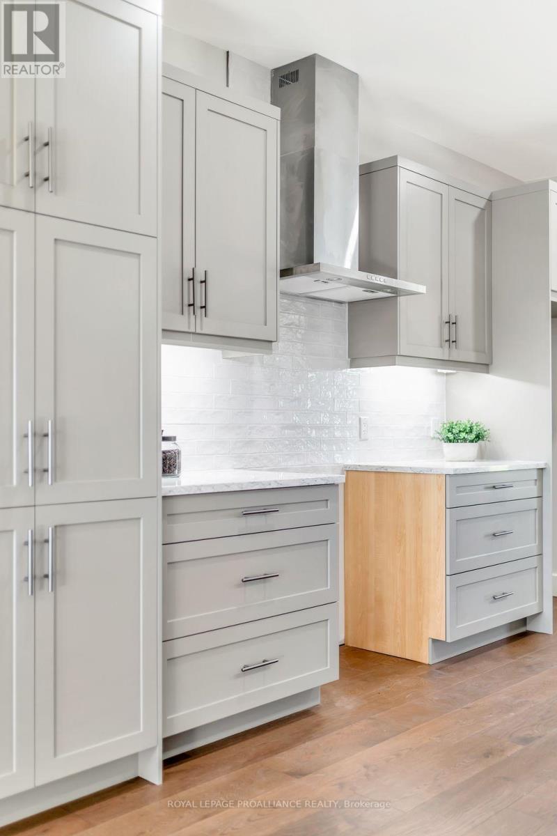 44 Fraser Drive, Quinte West, Ontario  K0K 1E0 - Photo 8 - X12562098