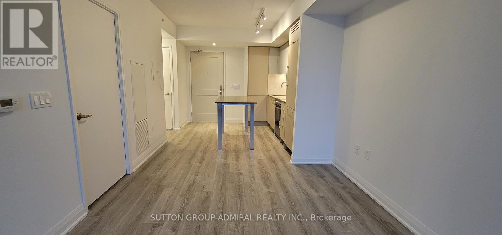 503 - 10 Gibbs Road, Toronto, Ontario  M9B 0E2 - Photo 4 - W12561684