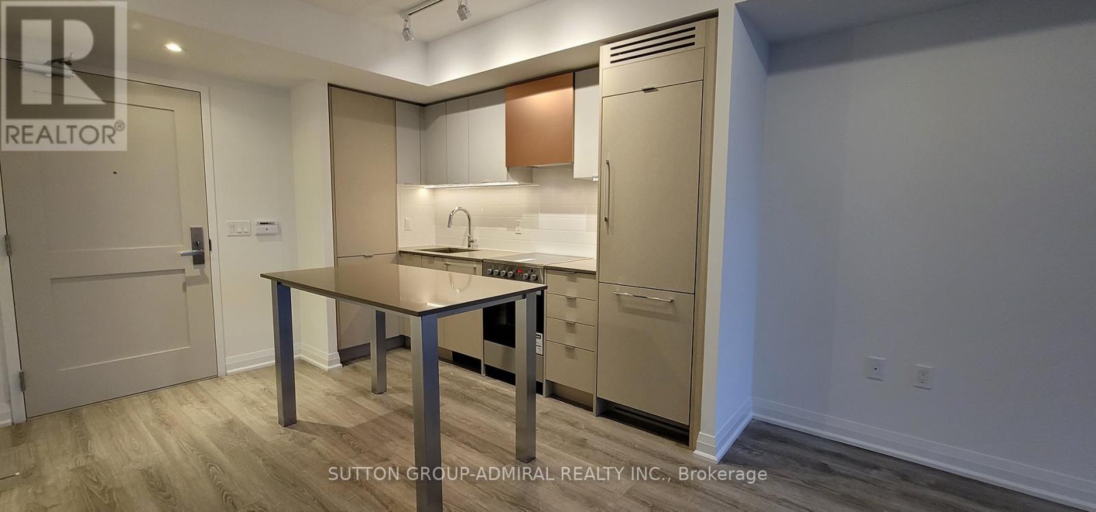 503 - 10 Gibbs Road, Toronto, Ontario  M9B 0E2 - Photo 5 - W12561684