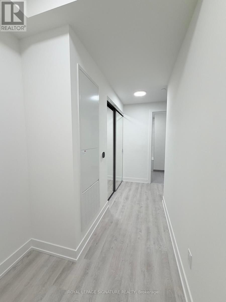 515 - 60 Central Park Road Way, Toronto, Ontario  M9A 0E6 - Photo 11 - W12561686