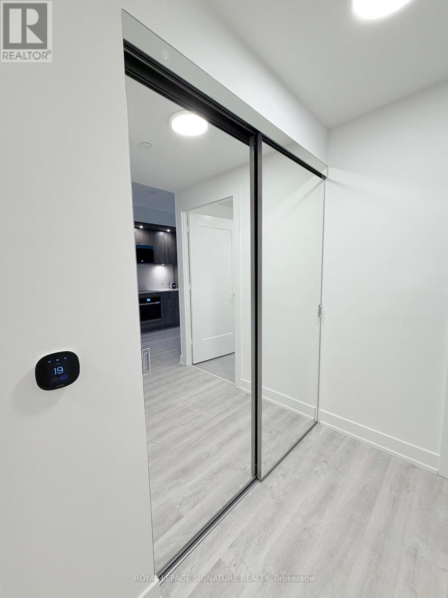 515 - 60 Central Park Road Way, Toronto, Ontario  M9A 0E6 - Photo 12 - W12561686