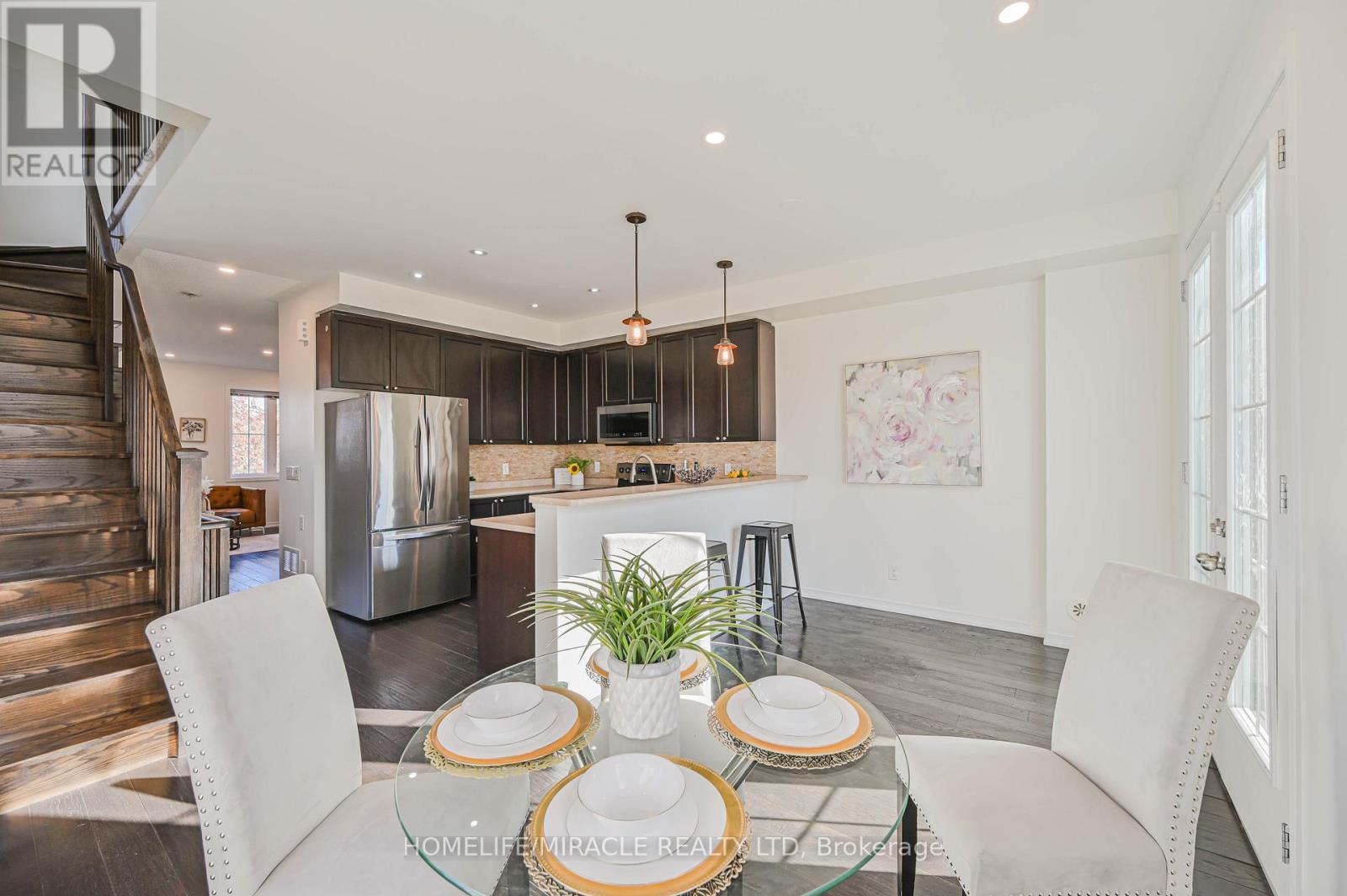 102 Cedar Lake Crescent, Brampton, Ontario  L6Y 0R1 - Photo 25 - W12561702