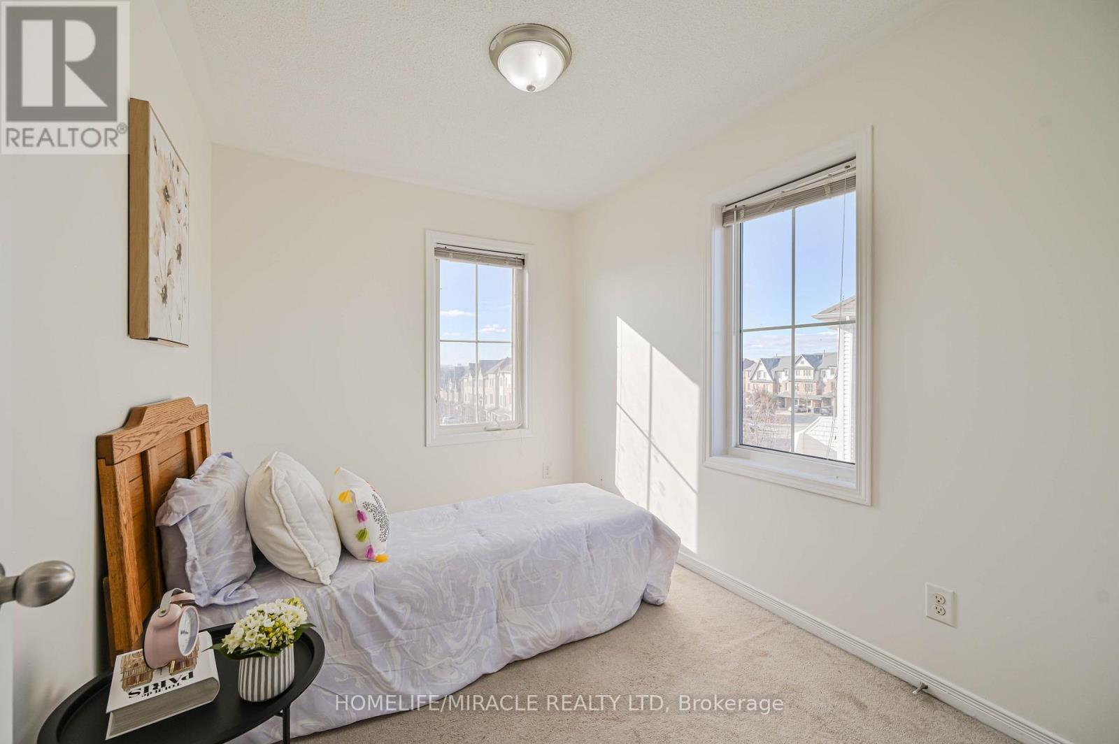 102 Cedar Lake Crescent, Brampton, Ontario  L6Y 0R1 - Photo 38 - W12561702