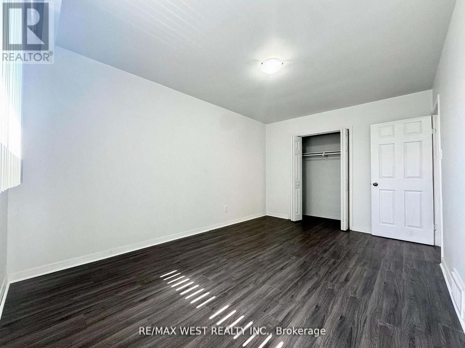 25 Bimini Crescent, Toronto, Ontario  M3N 1S1 - Photo 13 - W12561708