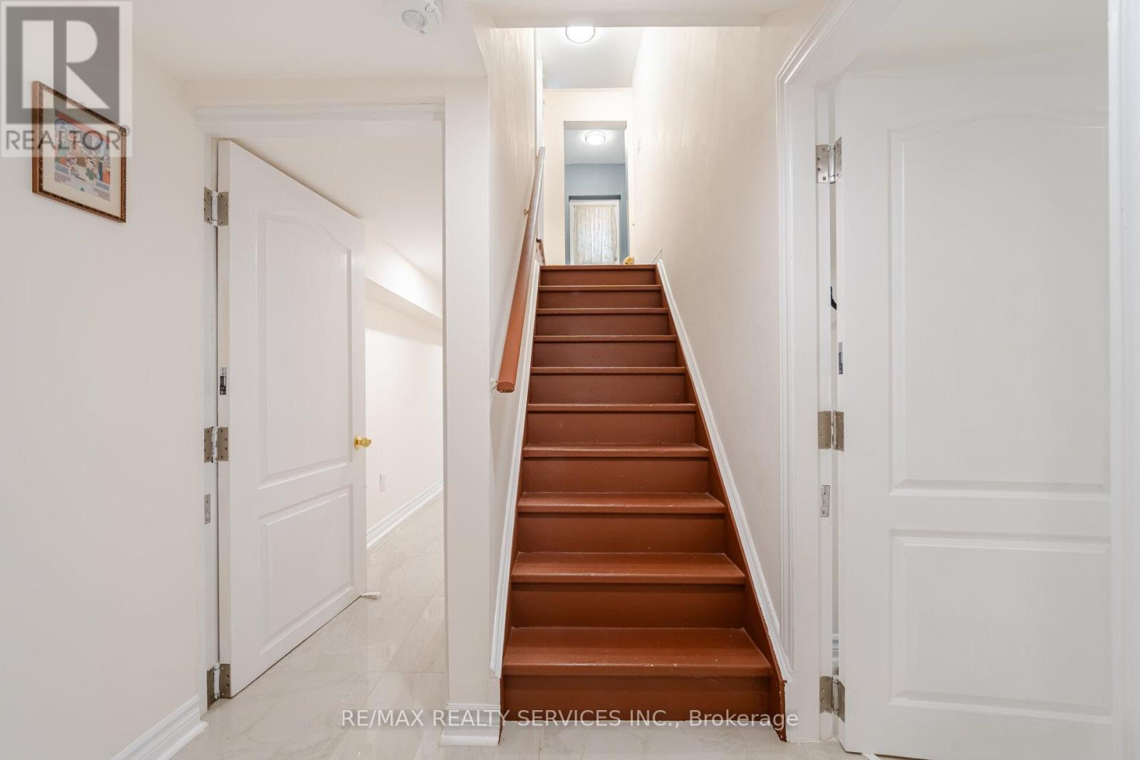 17 Regis Circle, Brampton, Ontario  L6P 1Z4 - Photo 30 - W12561714