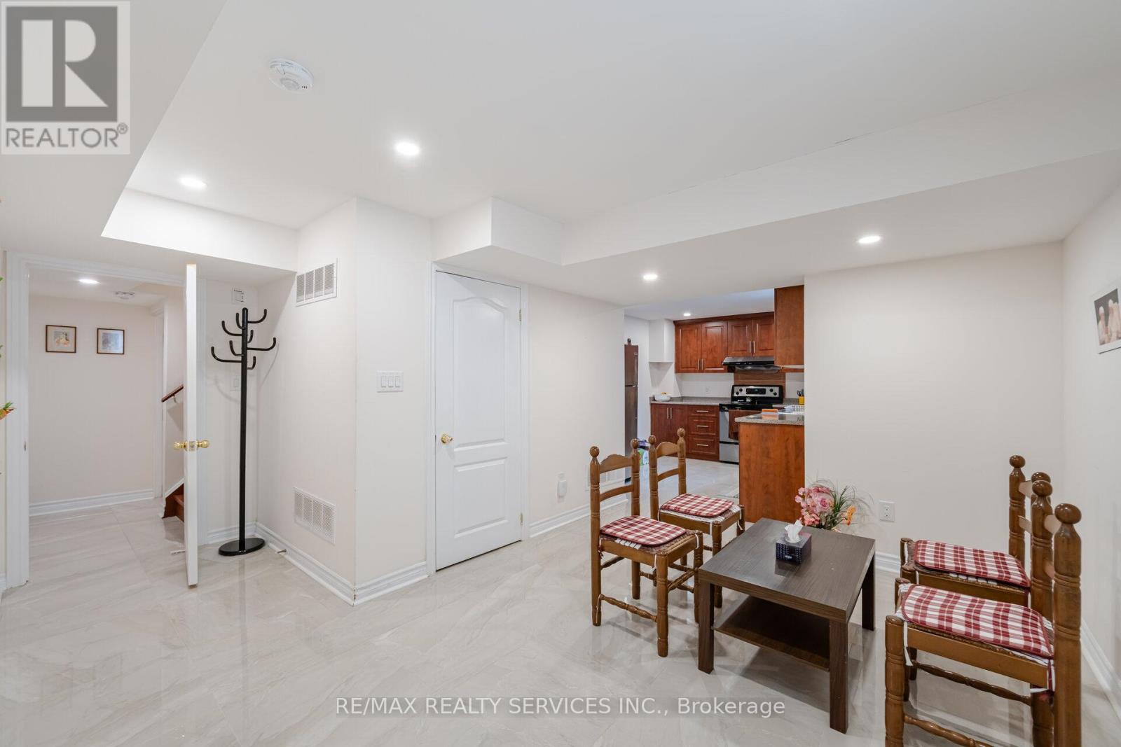 17 Regis Circle, Brampton, Ontario  L6P 1Z4 - Photo 31 - W12561714