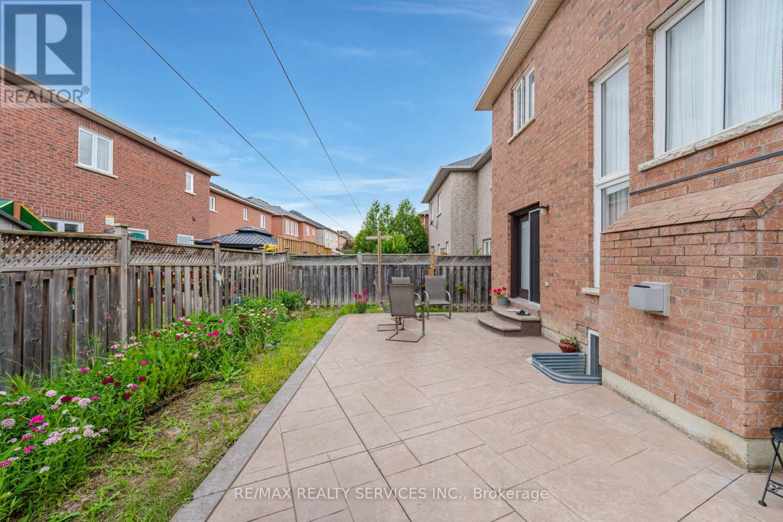 17 Regis Circle, Brampton, Ontario  L6P 1Z4 - Photo 39 - W12561714