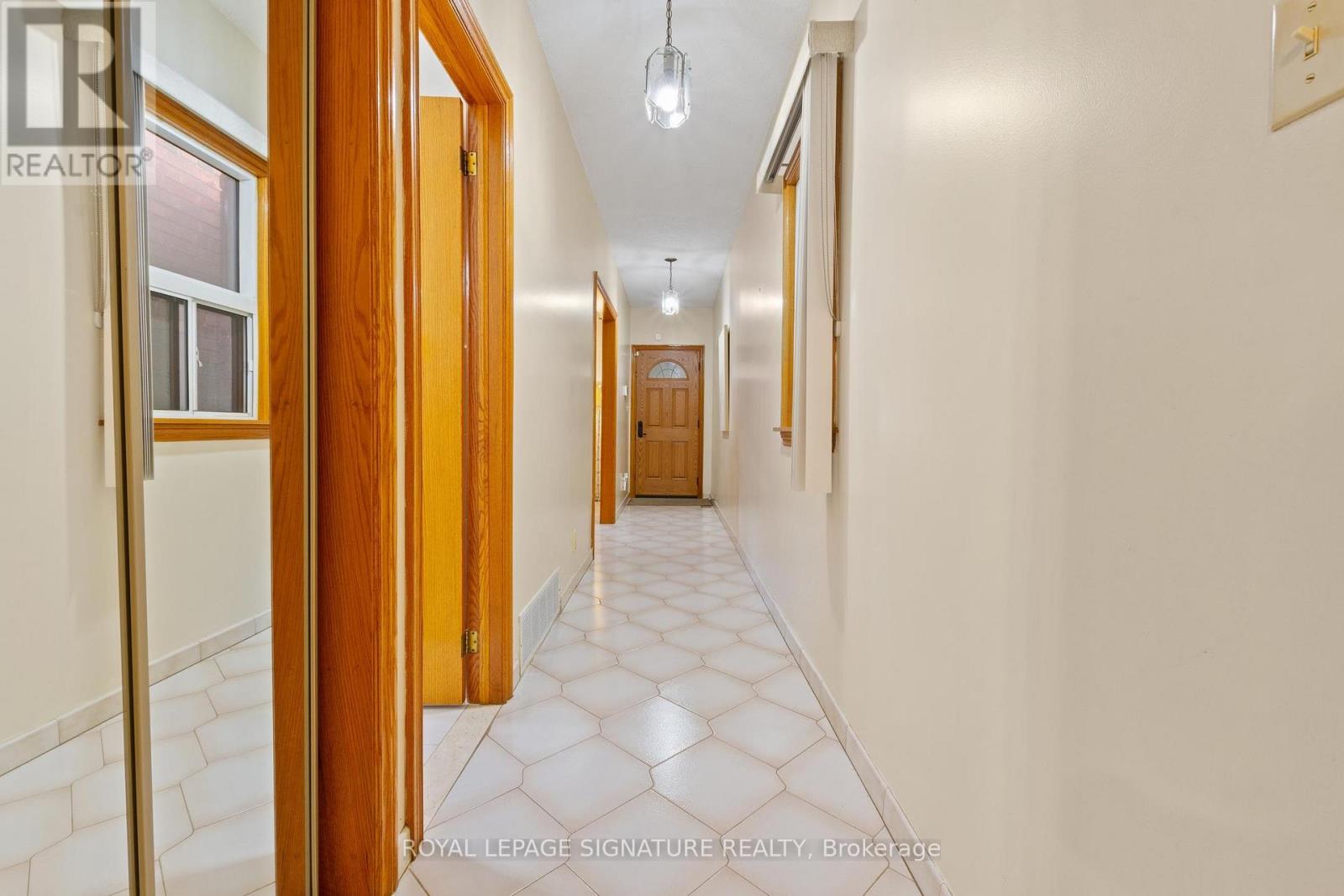 69 Chambers Avenue, Toronto, Ontario  M6N 3M1 - Photo 10 - W12561752