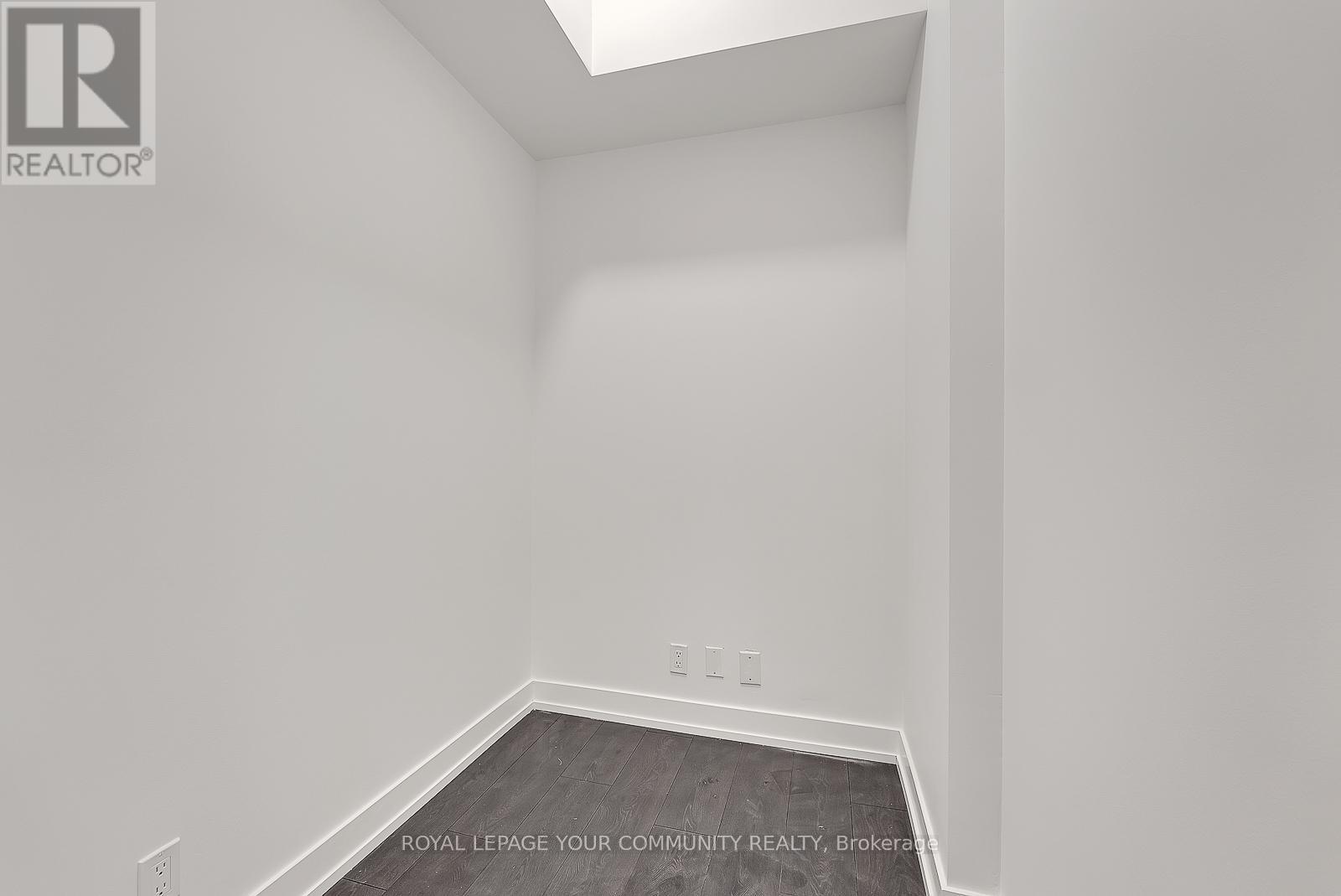 805s - 215 Veterans Drive, Brampton, Ontario  L7A 5L6 - Photo 17 - W12561780