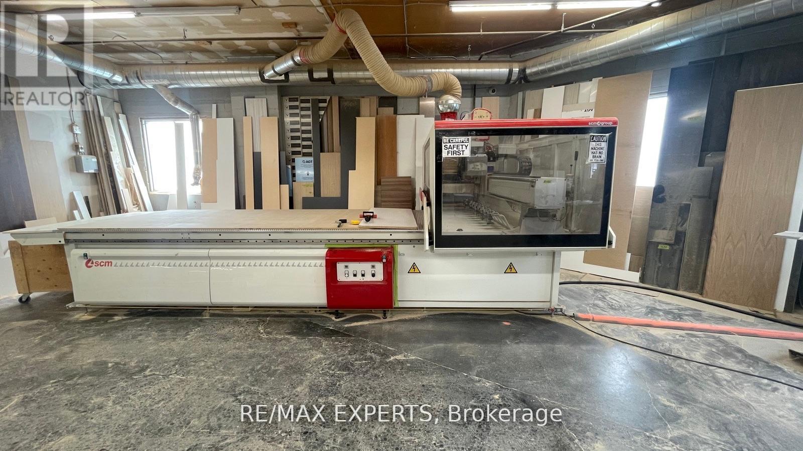 82 Industry Street, Toronto, Ontario  M6M 4L7 - Photo 25 - W12561786