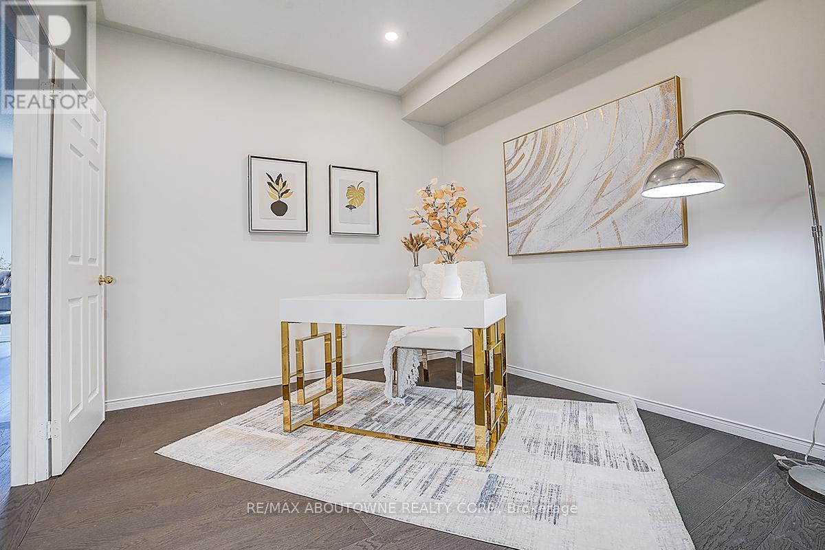 56 - 1130 Cawthra Road, Mississauga, Ontario  L5G 4V7 - Photo 13 - W12561850