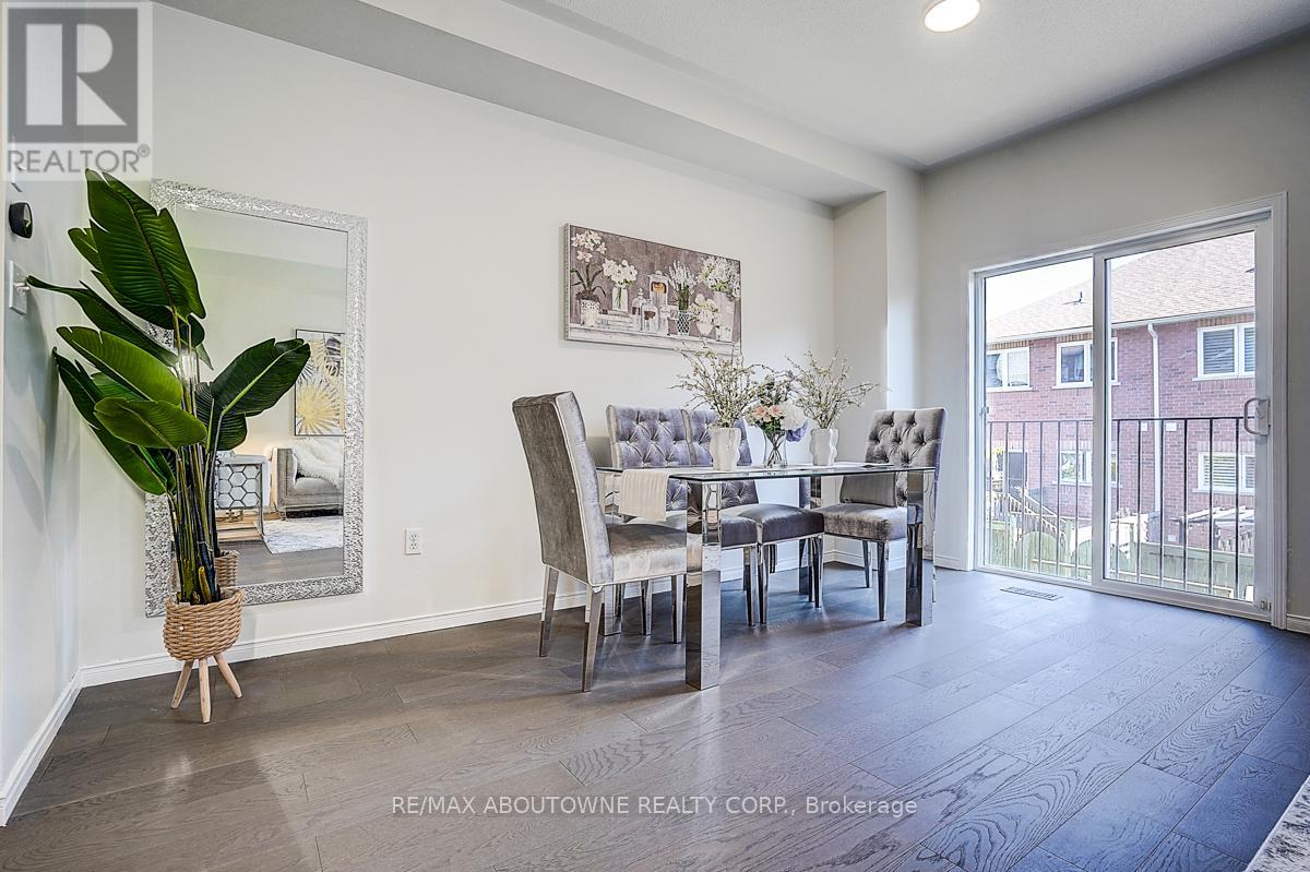 56 - 1130 Cawthra Road, Mississauga, Ontario  L5G 4V7 - Photo 17 - W12561850