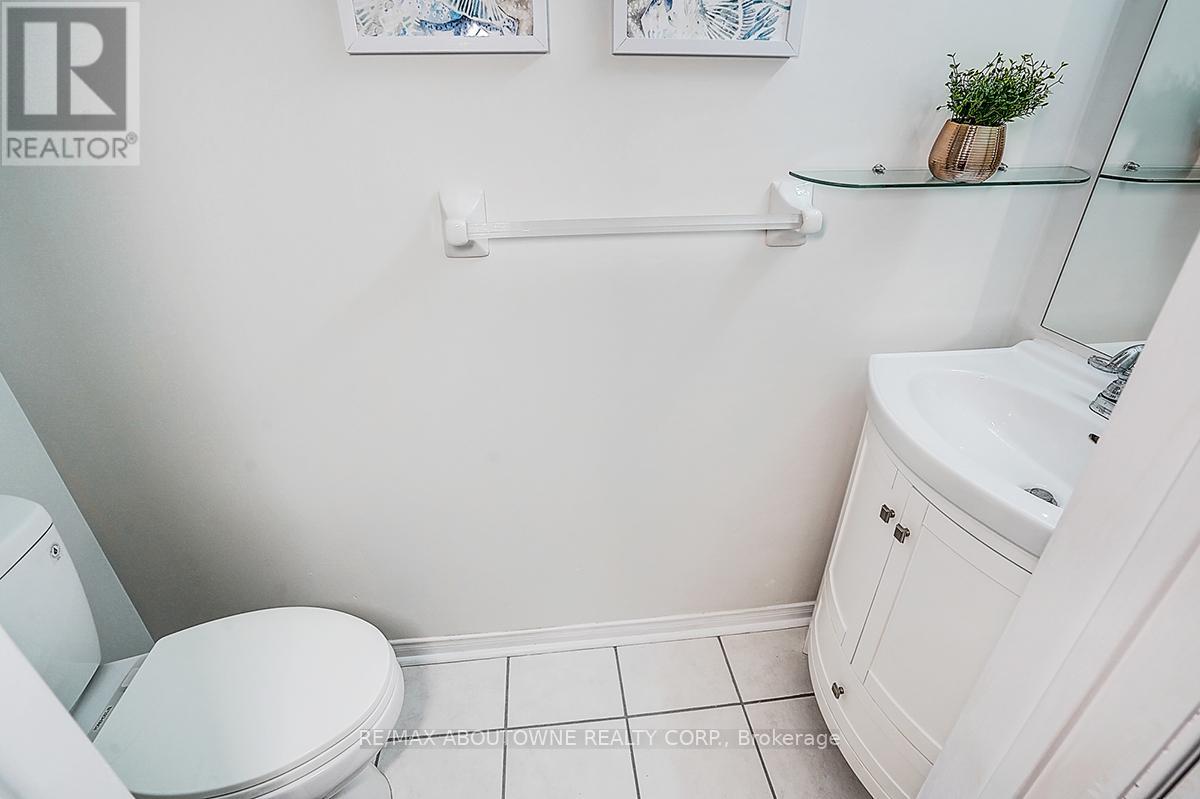 56 - 1130 Cawthra Road, Mississauga, Ontario  L5G 4V7 - Photo 20 - W12561850