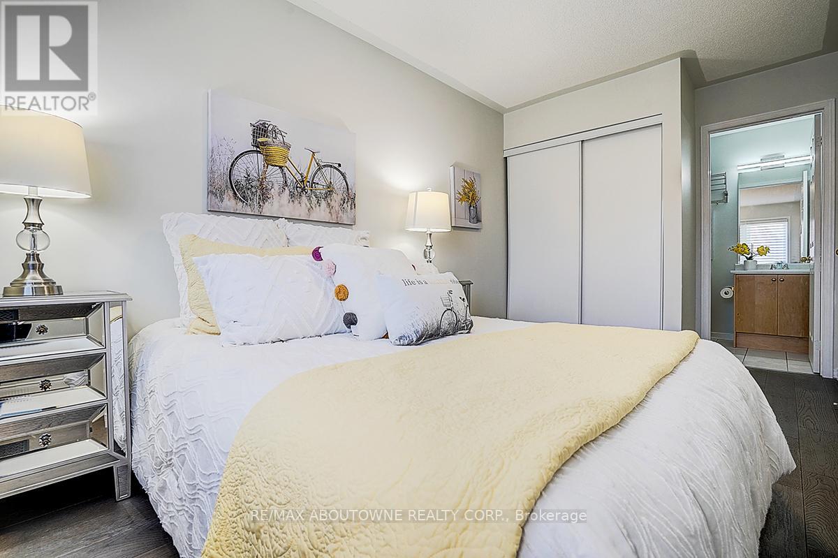 56 - 1130 Cawthra Road, Mississauga, Ontario  L5G 4V7 - Photo 31 - W12561850