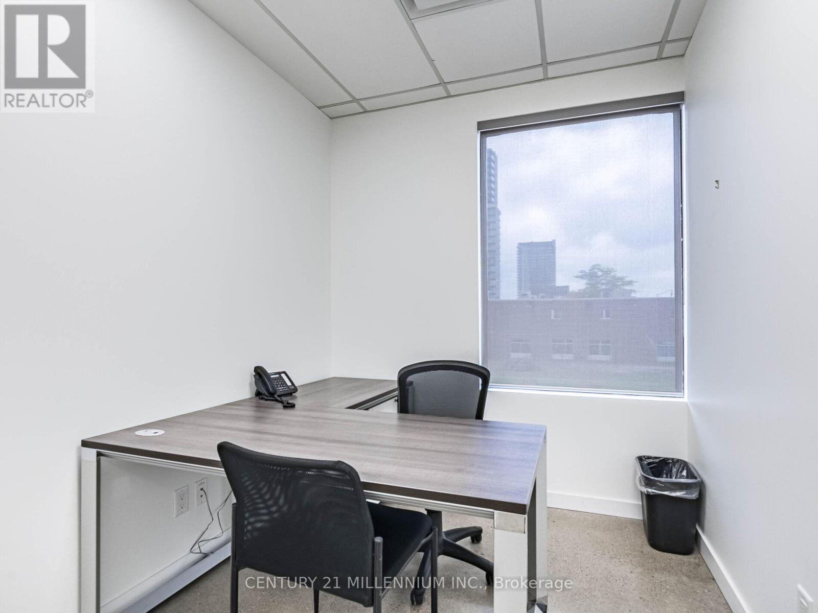 181 Queen Street E, Brampton, Ontario  L6W 2B3 - Photo 21 - W12561936