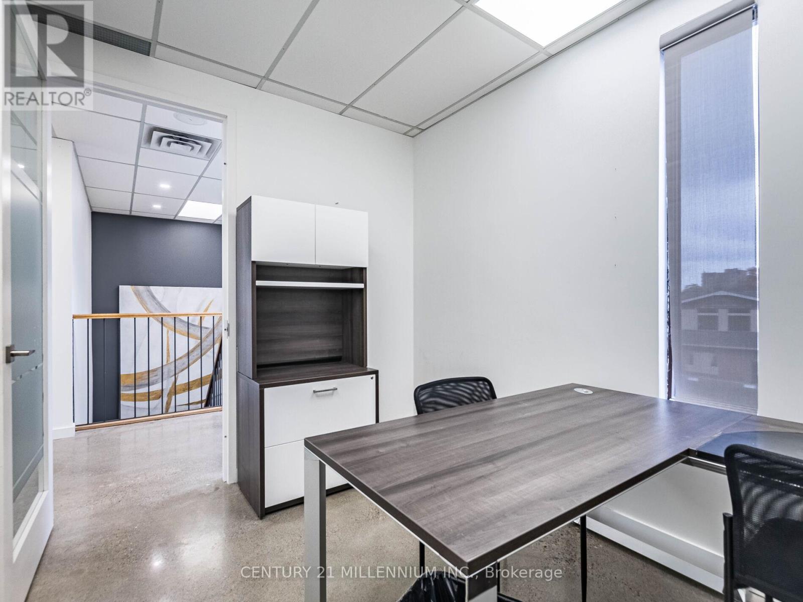 181 Queen Street E, Brampton, Ontario  L6W 2B3 - Photo 22 - W12561936