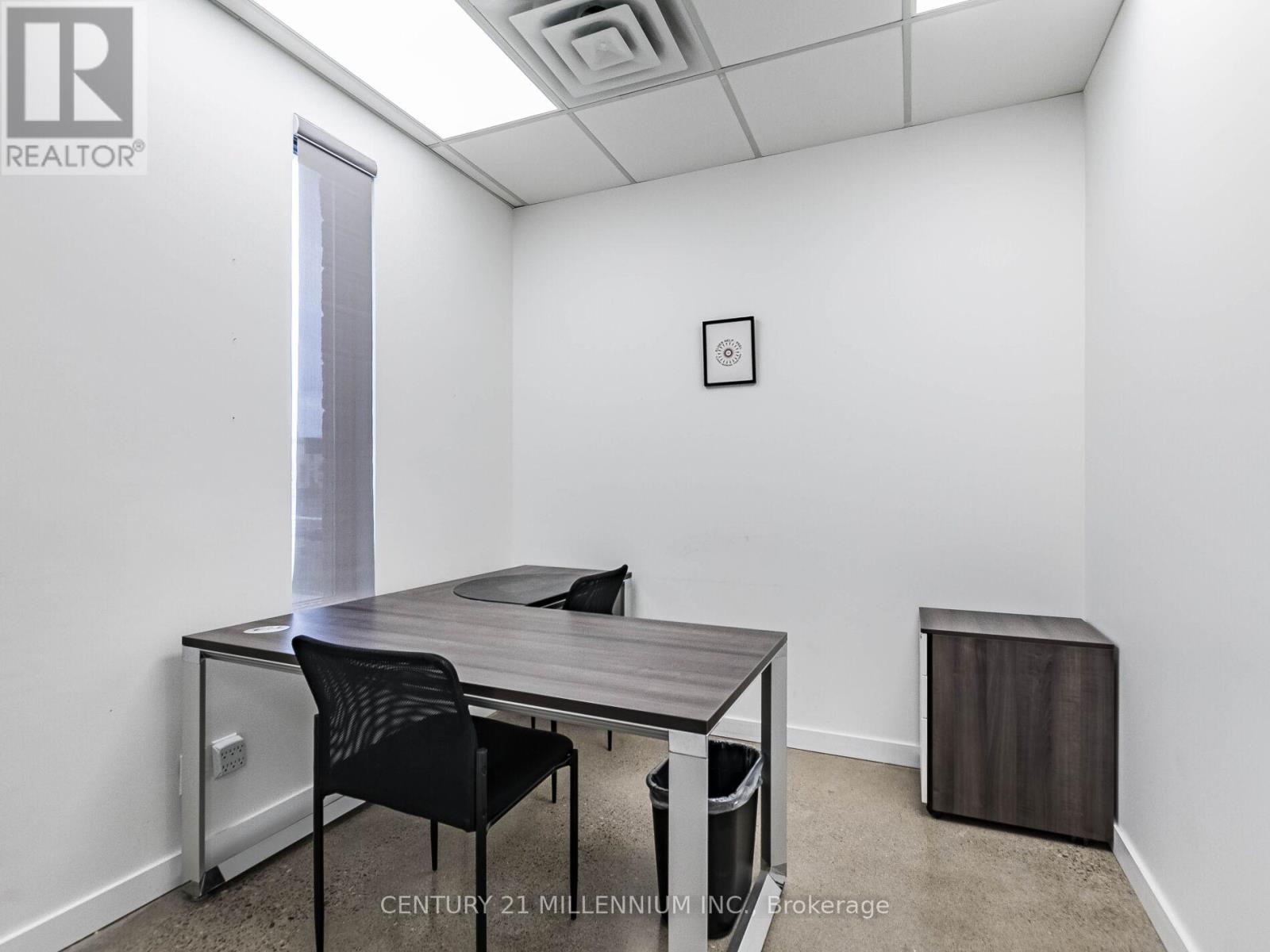 181 Queen Street E, Brampton, Ontario  L6W 2B3 - Photo 23 - W12561936