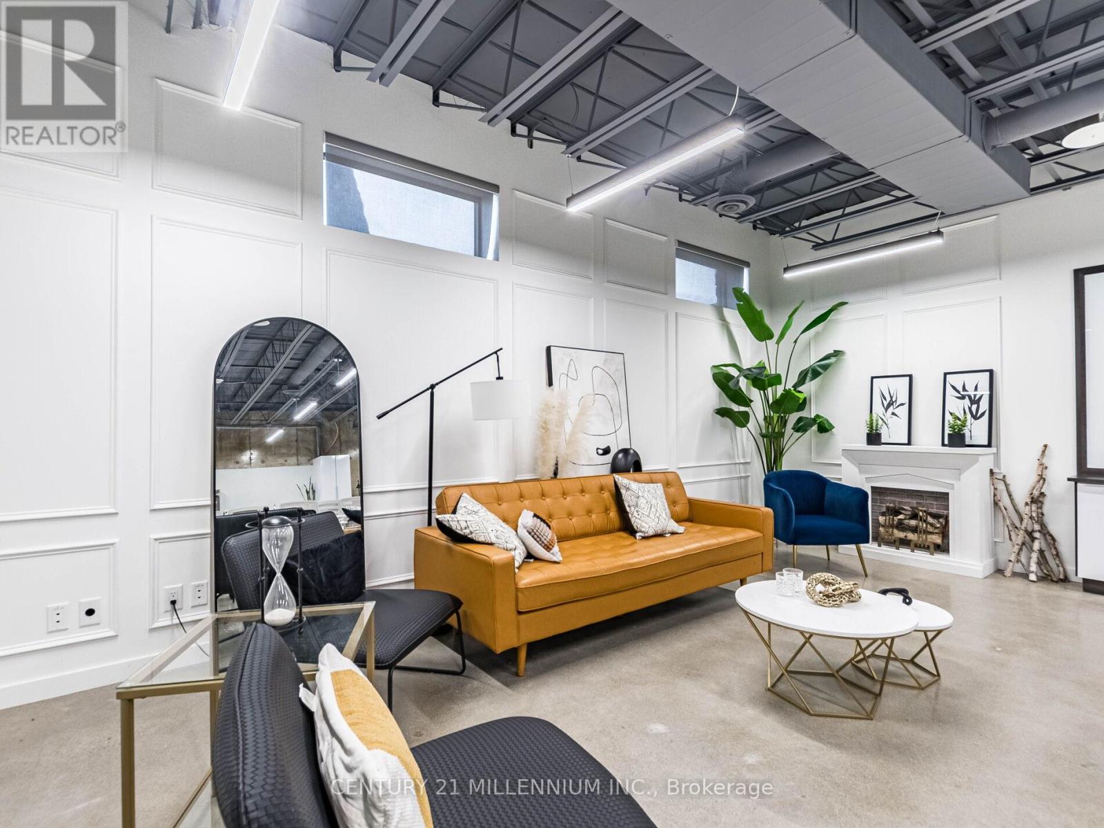 181 Queen Street E, Brampton, Ontario  L6W 2B3 - Photo 46 - W12561936