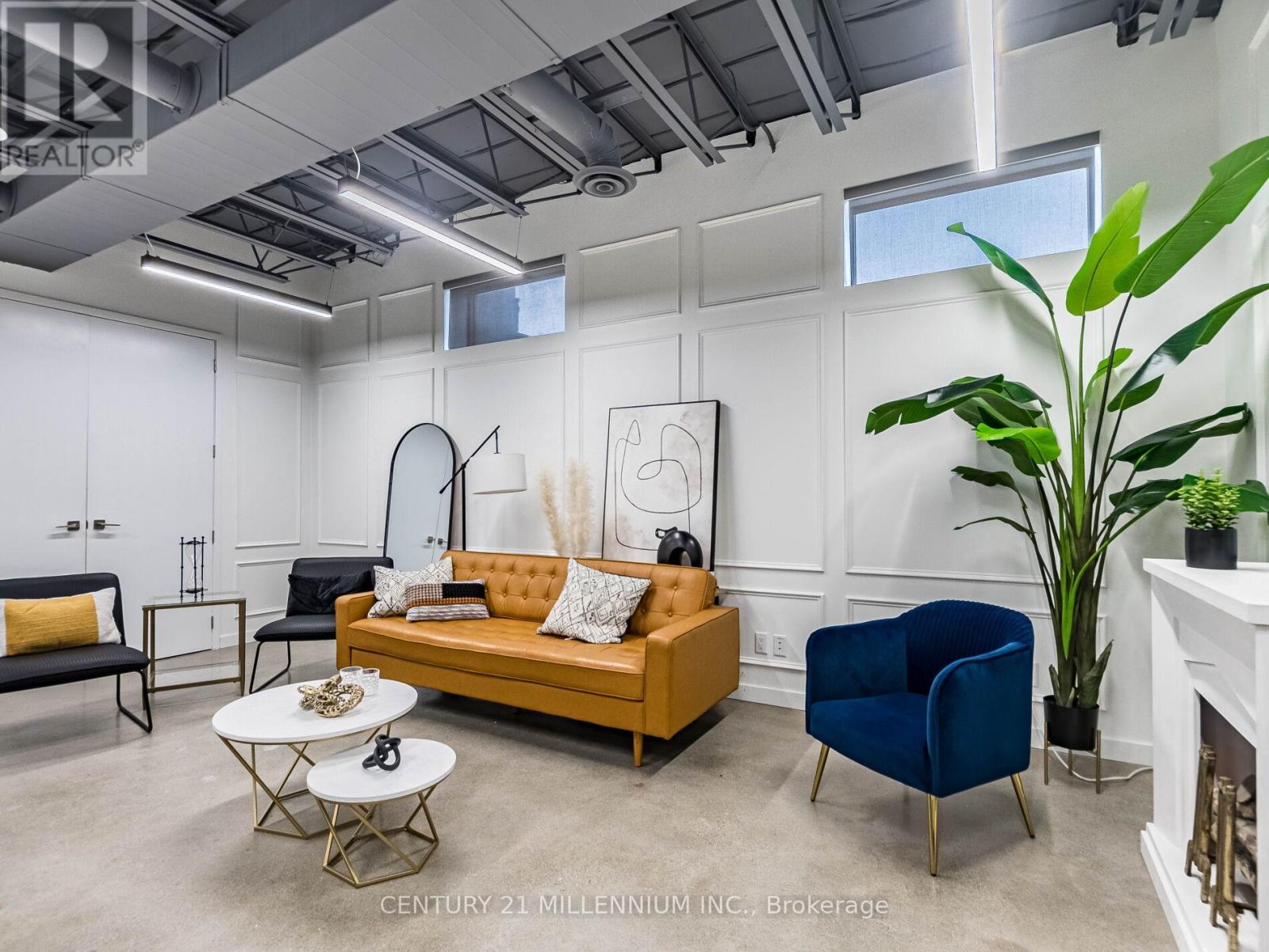 181 Queen Street E, Brampton, Ontario  L6W 2B3 - Photo 47 - W12561936