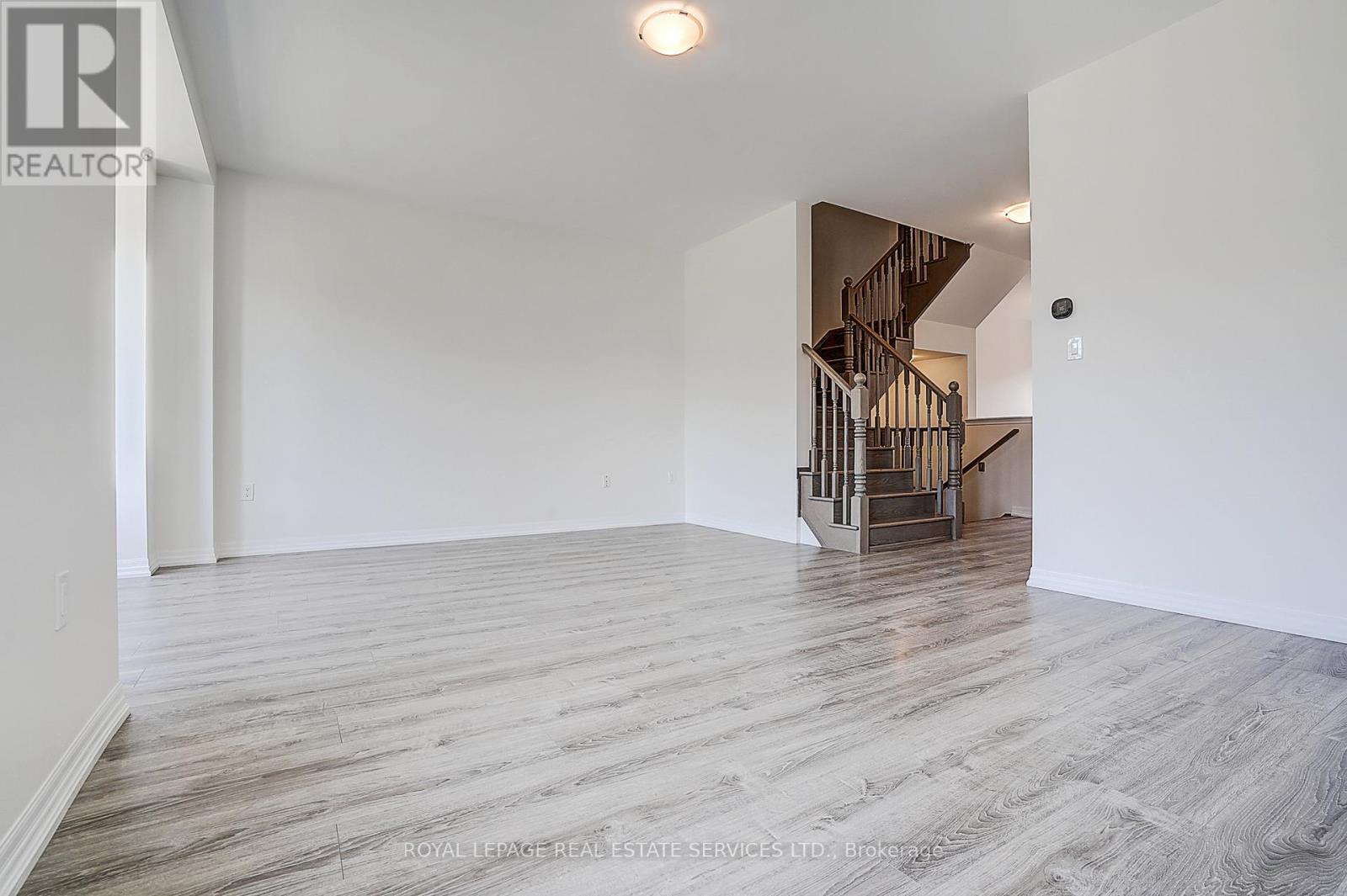 3353 Carding Mill Trail, Oakville, Ontario  L6M 1R7 - Photo 17 - W12562014