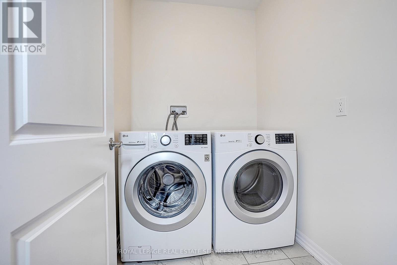 3353 Carding Mill Trail, Oakville, Ontario  L6M 1R7 - Photo 30 - W12562014