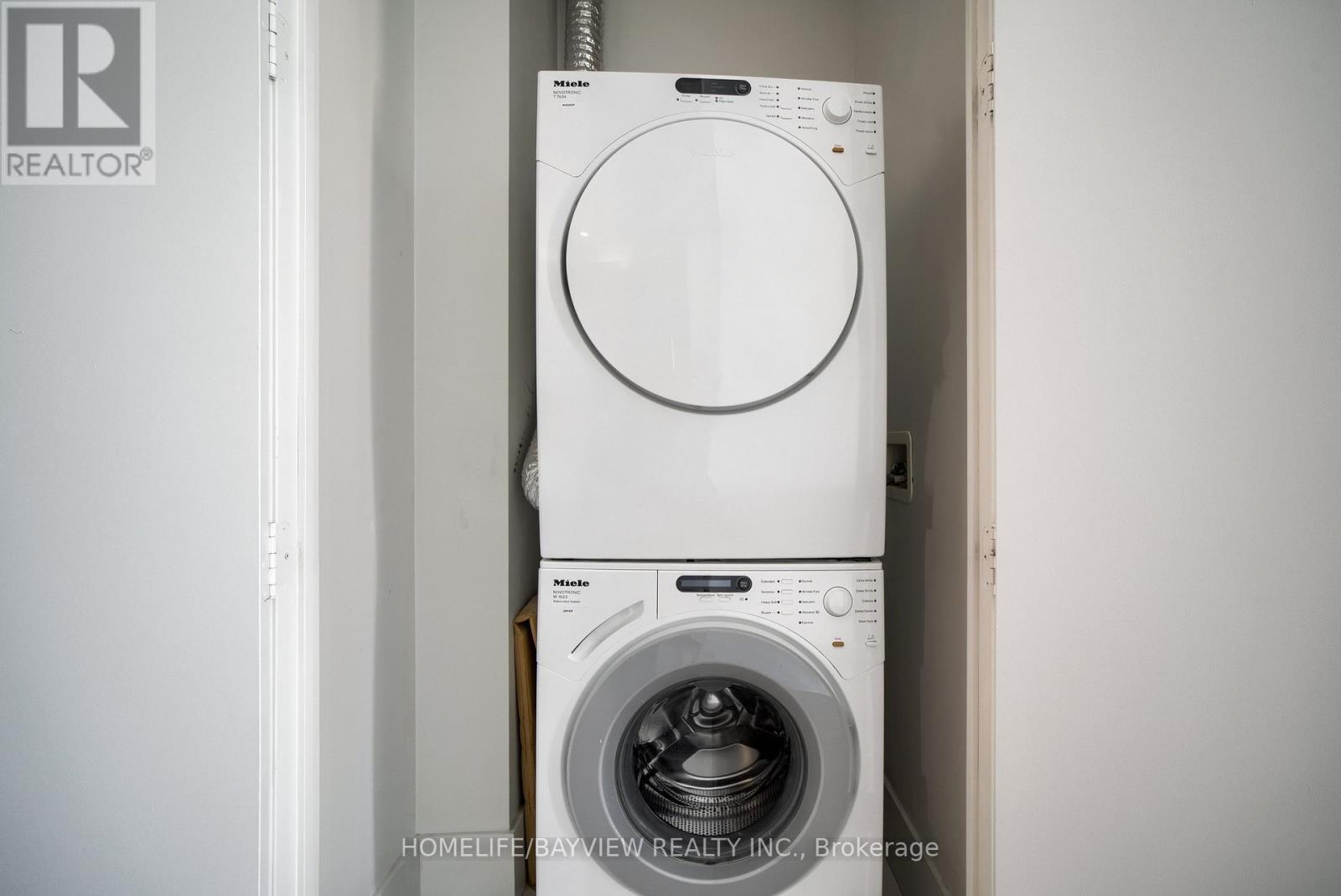 308 - 39 Queens Quay E, Toronto, Ontario  M5E 0A5 - Photo 2 - C12561788