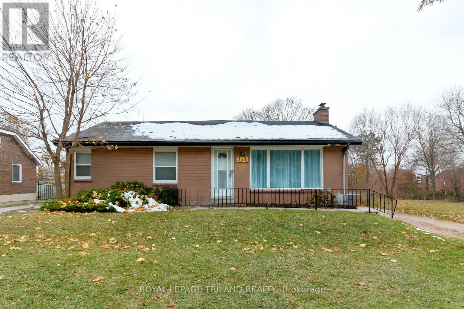 167 Barker Street, London East, Ontario  N5Y 1Y2 - Photo 1 - X12562030