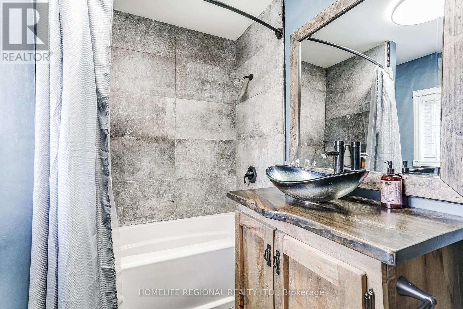 130 Crawford Road, Kawartha Lakes, Ontario  L0K 1B0 - Photo 18 - X12561710