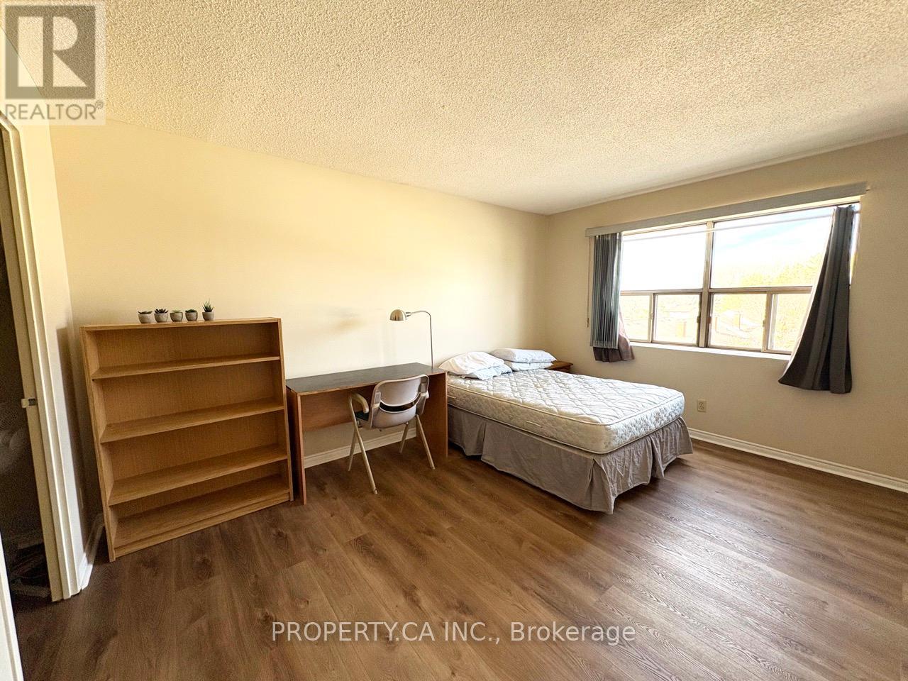 503 - 300 Keats Way, Waterloo, Ontario  N2L 6E6 - Photo 11 - X12561750