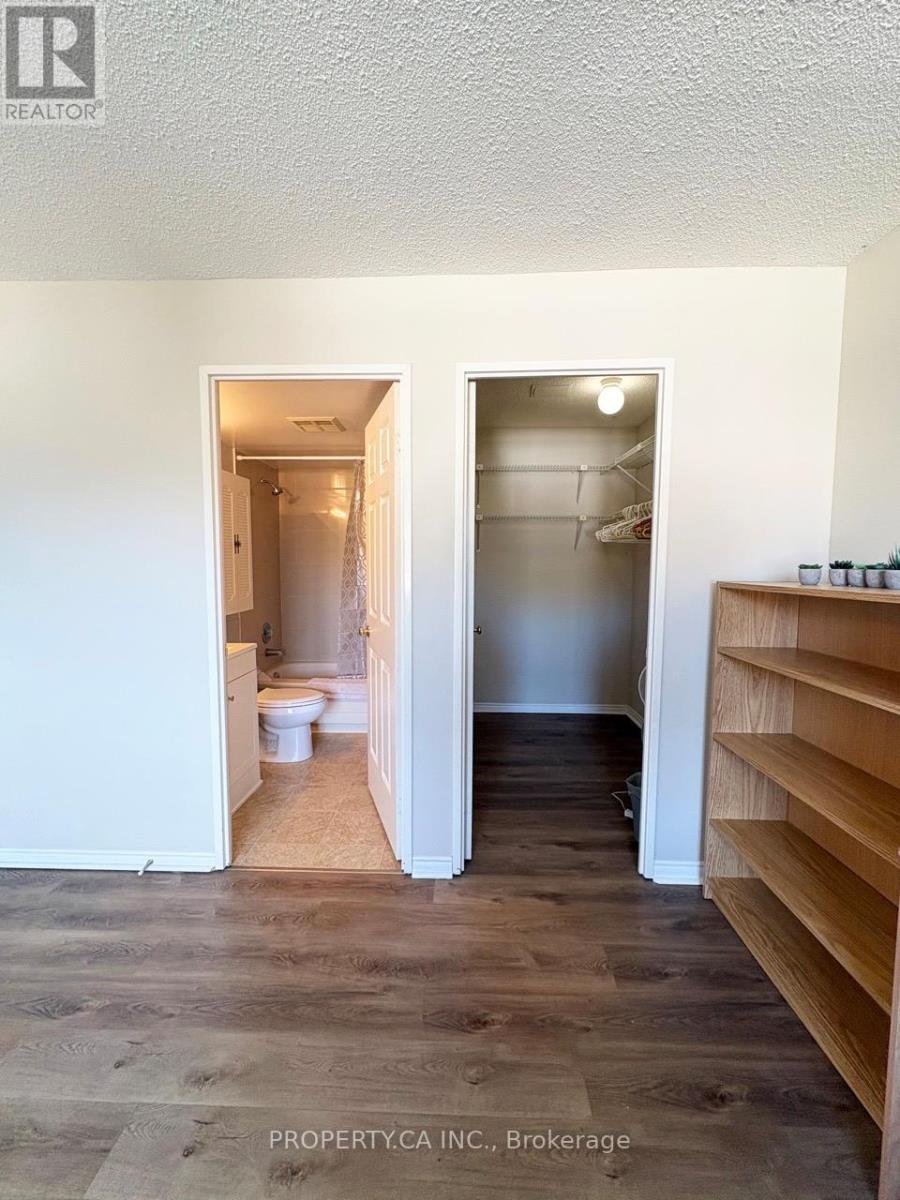 503 - 300 Keats Way, Waterloo, Ontario  N2L 6E6 - Photo 14 - X12561750