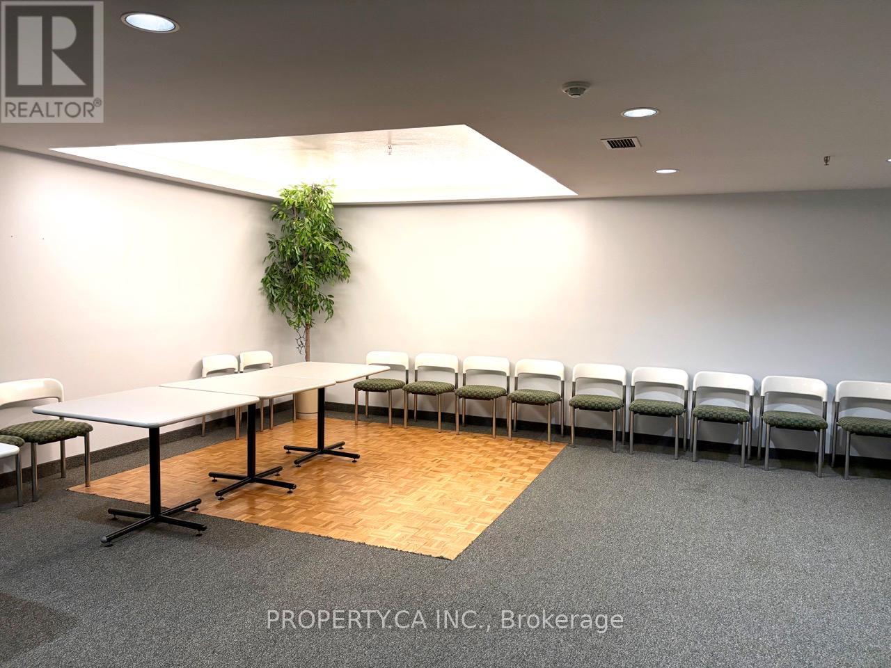 503 - 300 Keats Way, Waterloo, Ontario  N2L 6E6 - Photo 24 - X12561750