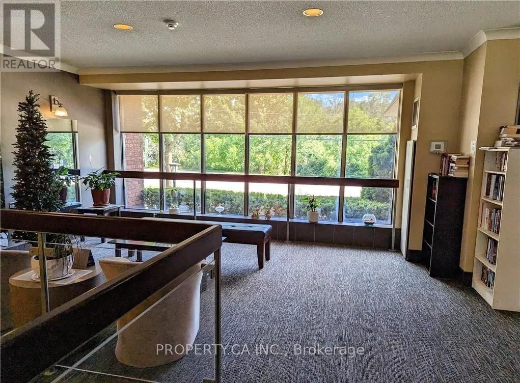 503 - 300 Keats Way, Waterloo, Ontario  N2L 6E6 - Photo 25 - X12561750