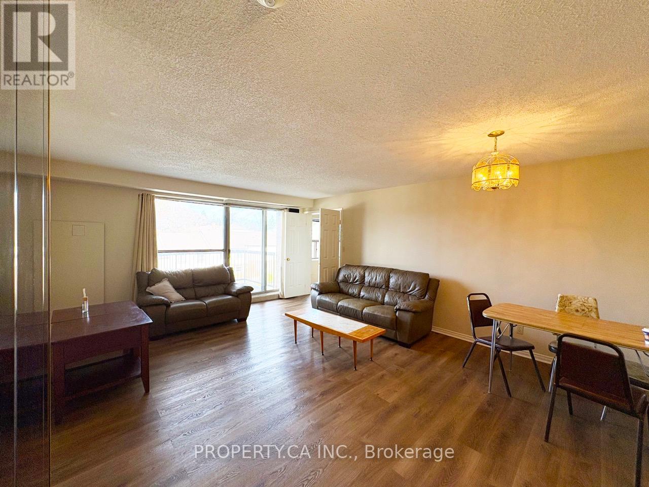 503 - 300 Keats Way, Waterloo, Ontario  N2L 6E6 - Photo 3 - X12561750