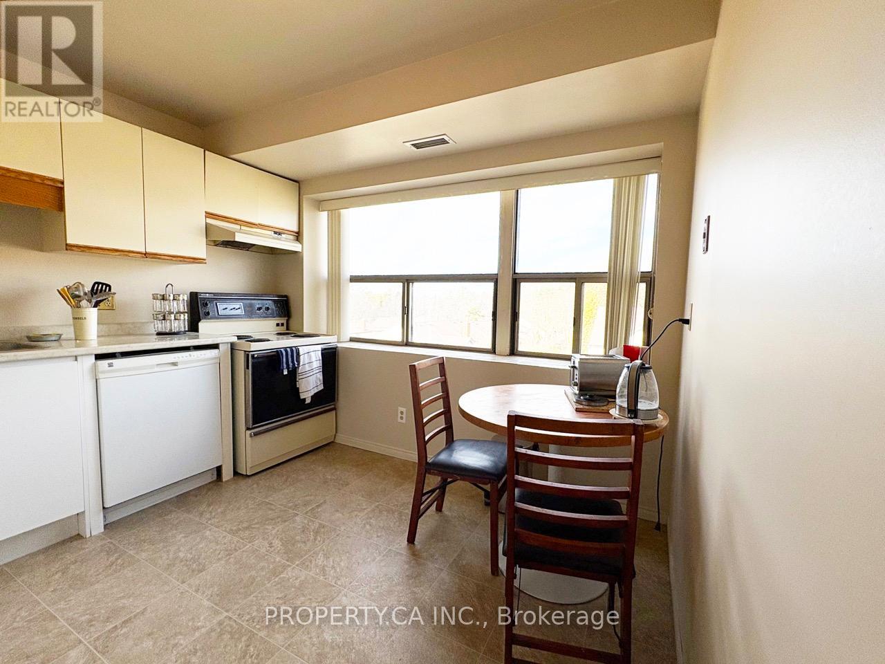 503 - 300 Keats Way, Waterloo, Ontario  N2L 6E6 - Photo 7 - X12561750