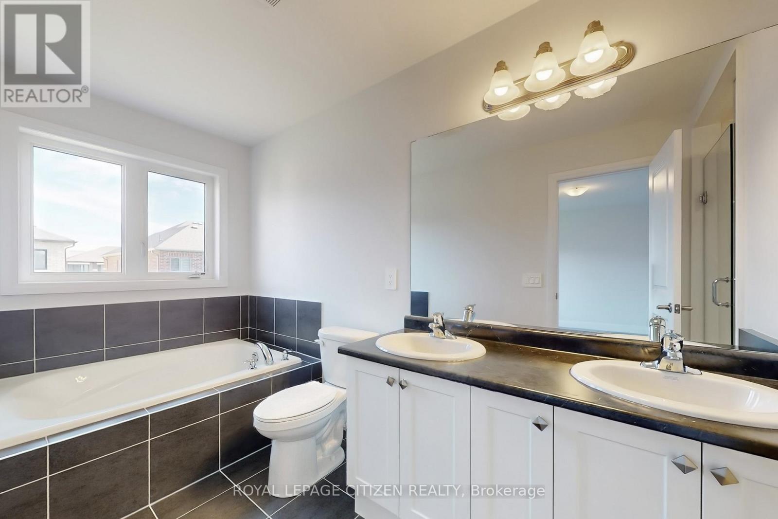 36 Corley Street, Kawartha Lakes, Ontario  K9V 6K2 - Photo 27 - X12561776