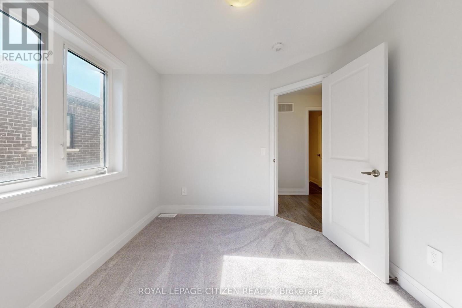 36 Corley Street, Kawartha Lakes, Ontario  K9V 6K2 - Photo 38 - X12561776